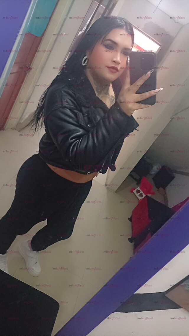 FOTOS DE UNA MUJER TRANS MUY FEMENINA, ARRECHA, CHUPONA, COMPLACIENTE, TUS FETICHES RICO.