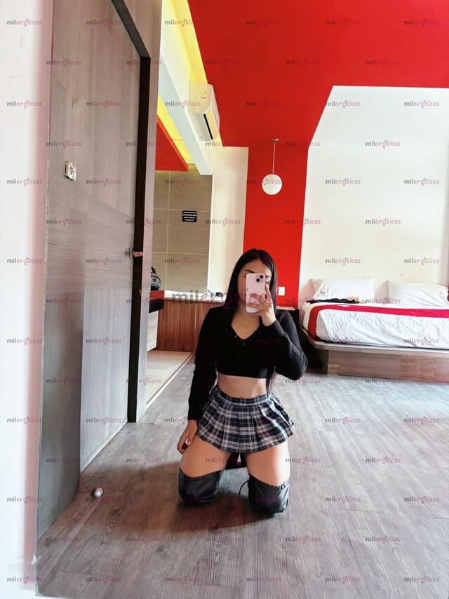 FOTOS DE CUERPECITO DE BARBIE DELGADITA 18 AÑITOS BIEN COGELONA