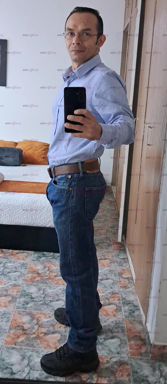 FOTOS DE MADURO A ESPERAS DE HACERTE SENTIR MUJER