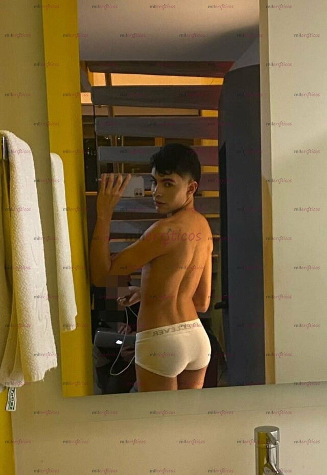 FOTOS DE CHICO COLOMBIANO EN MÉXICO POR POCOS DÍAS