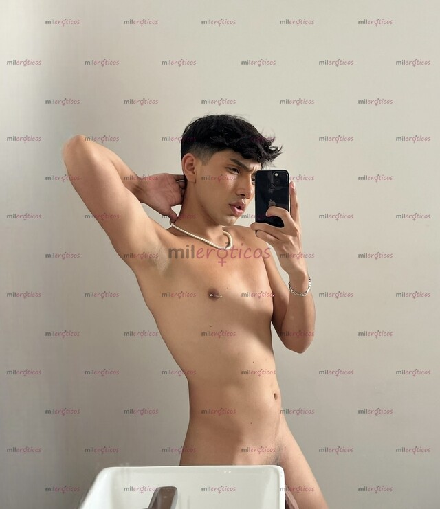 FOTOS DE CHICO 100% PASIVO, ATENTO LISTO PARA SER TU PUTITO PERSONAL