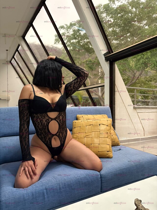 FOTOS DE HOLA AMOR,MI NOMBRE ES CRISTAL SOY UNA CHICA RECIEN LLEGADA A TU CIUDAD,VENGO MU