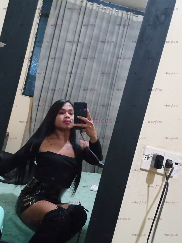 FOTOS DE CHICA TRANS FULL MAMADORA CON GANAS DE FOLLAR Y CONSENTIR COMO UNA PERRA. .
