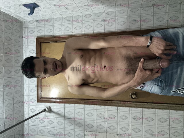 FOTOS DE SOY ESCORT DISPONIBLE CON SITIO Y A DOMICILIO, SOY VERGON Y VIDEOS