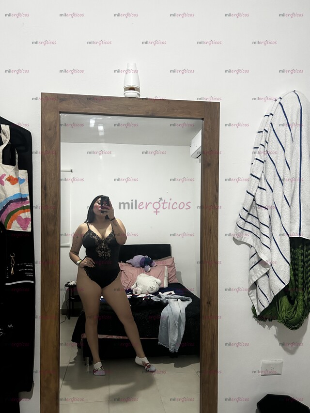 FOTOS DE LATINA CHICHONA, ROXANA, NUEVA EN EL AMBIENTE, 24 AÑITOS.