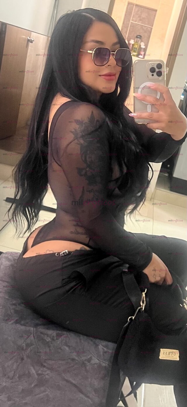FOTOS DE SOFI NUEVA MODELITO BLANQUITA PAISA EXOTICA TATUADITA Y MUY COMPLACIENTE