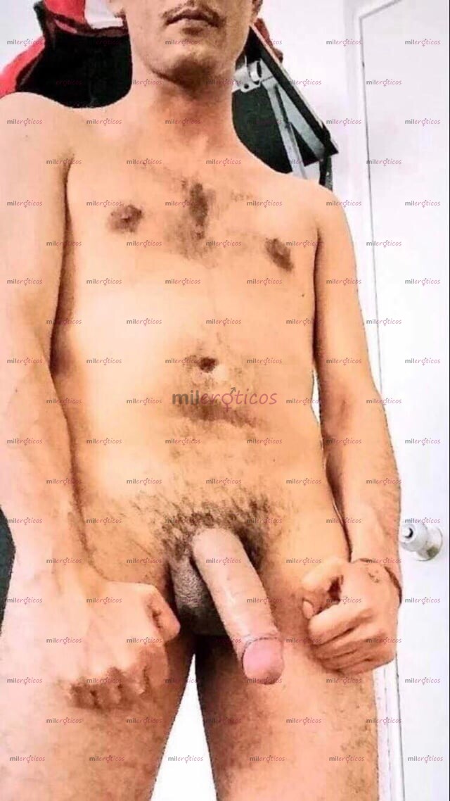 FOTOS DE SOLO PAREJAS CUCKOLD TRÍO !! NEGRO VERGON A SUS ORDENES
