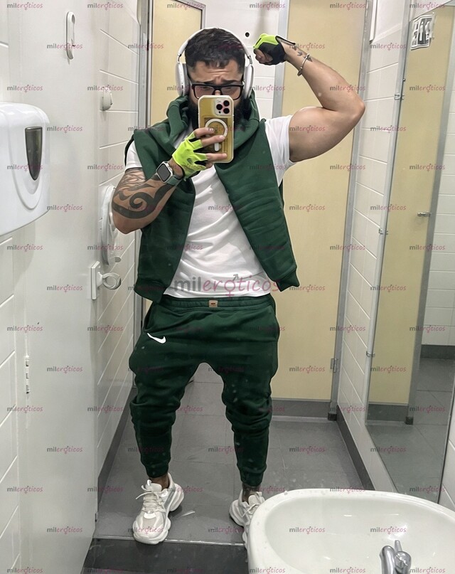FOTOS DE DE PASO POR BOGOTÁ DISPONIBLE MAN SERIO PARA GENTE SERIA