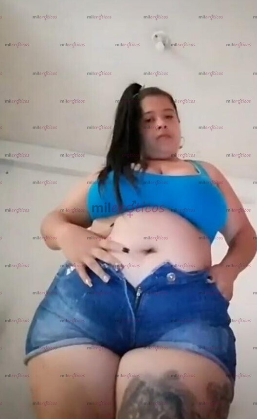 FOTOS DE HERMOSA DAMA .. DE GRANDES TETOTAS , NALGOTAS , PIERNOTOTAS Y VAGINA ESTRECHIT