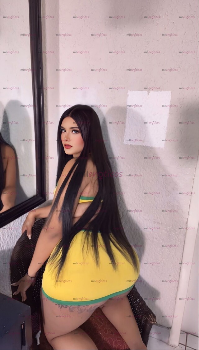 FOTOS DE NATURAL, MUY FEMENINA Y MUY COMPLACIENTE 22 AÑOS VERGONA Y APRETADITA, PRUEBAMEE