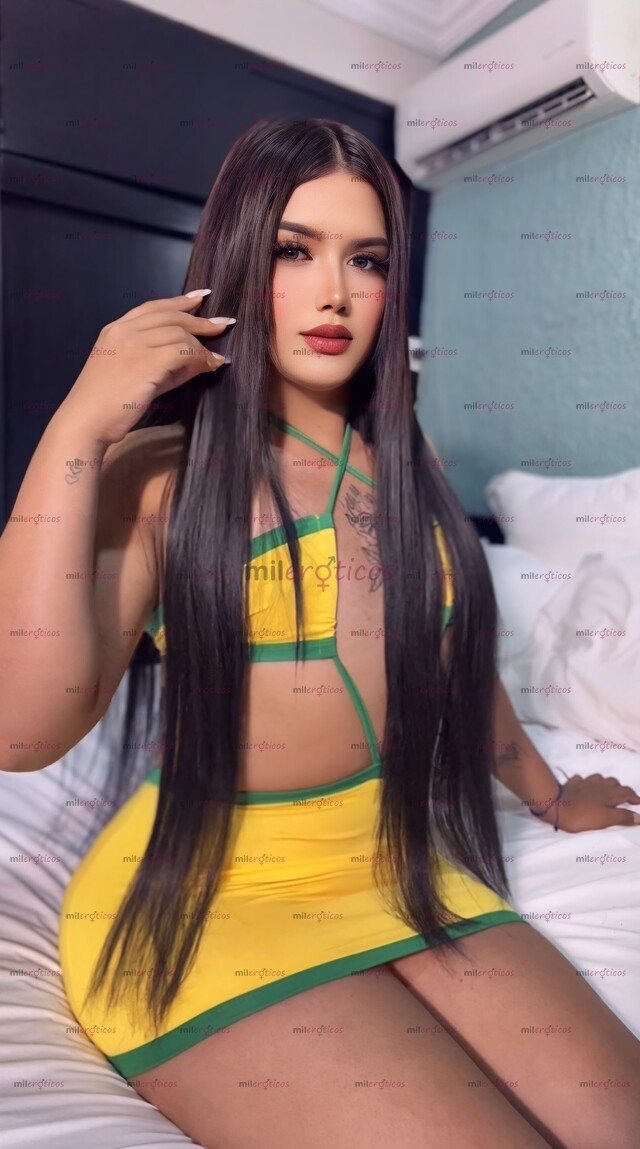 FOTOS DE NATURAL, MUY FEMENINA Y MUY COMPLACIENTE 22 AÑOS VERGONA Y APRETADITA, PRUEBAMEE