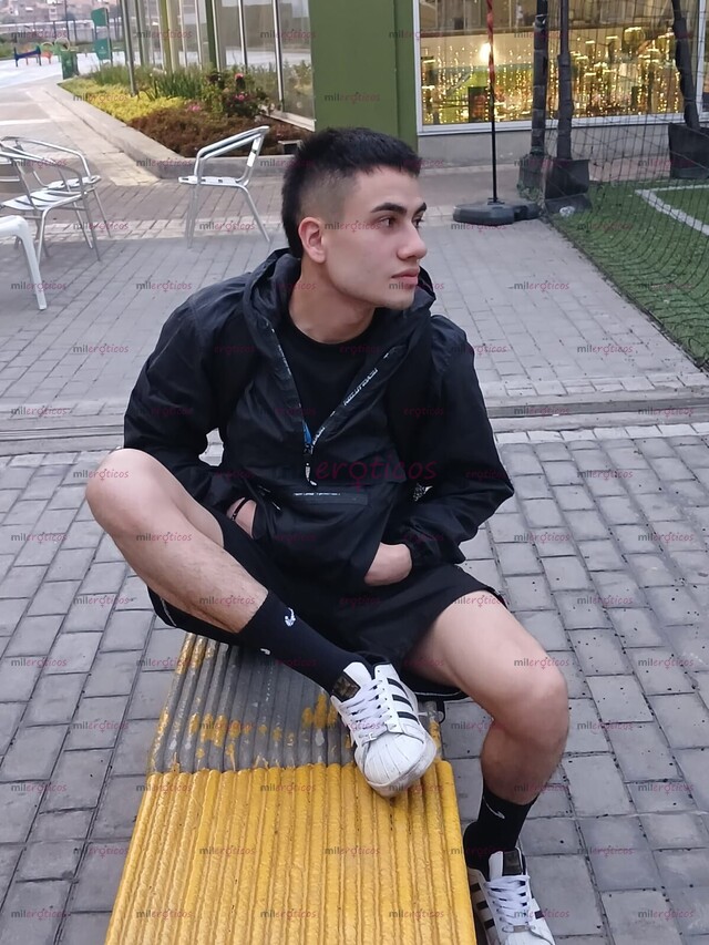 FOTOS DE JOVEN ATRACTIVO, ELEGANTE Y APASIONADO, LISTO PARA HACERTE DISFRUTAR .