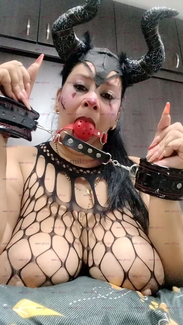 FOTOS DE RICA DIABLITA PARA ESTE HALLOWEEN VEN PARA SACARTE TODA TU LECHITA