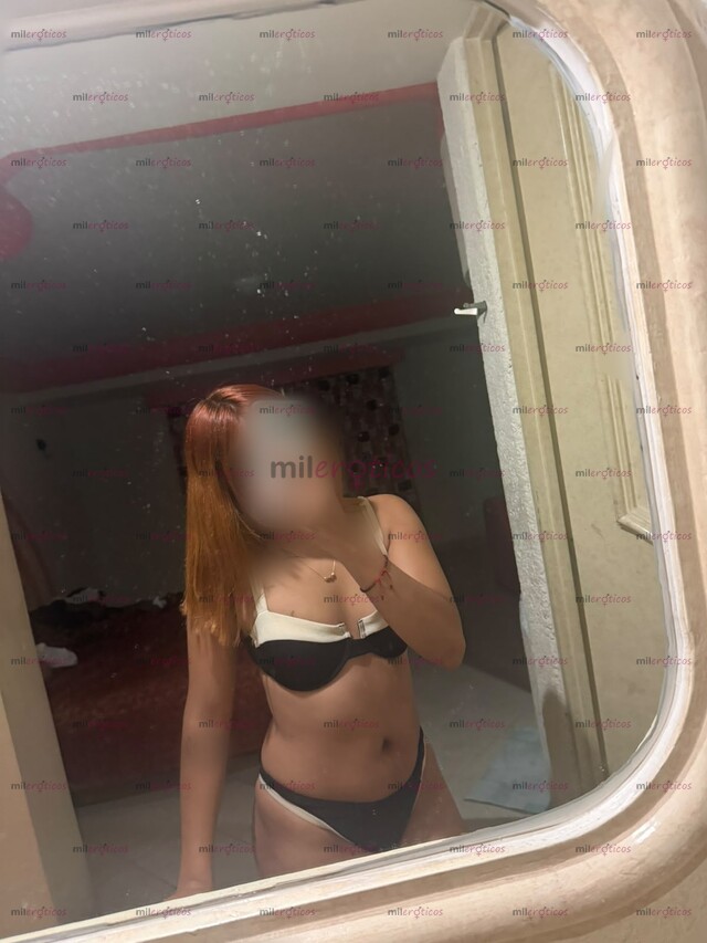 FOTOS DE CON GANAS DE SACARTE TODA LA LECHITA Y COMPLACERTE TODOS TUS DESEOS