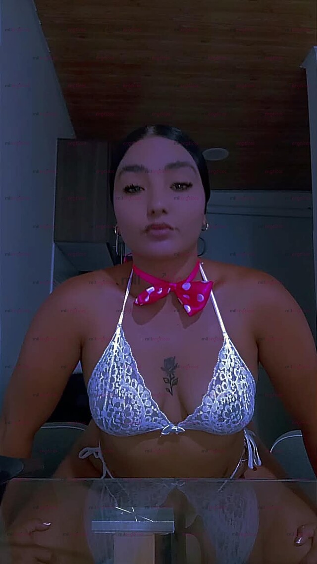 FOTOS DE HOLA FOTOS NUEVAS UN CUERPAZO DELICIOSO UNA COQUITA QUE SE MOJA