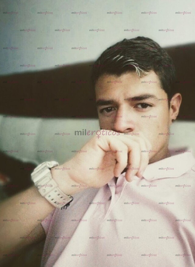 FOTOS DE BRIAN 24 AÑOS CALIENTE PAISA ALTO DISPUESTOS A ESAS MUJERES MUY ACTIVO