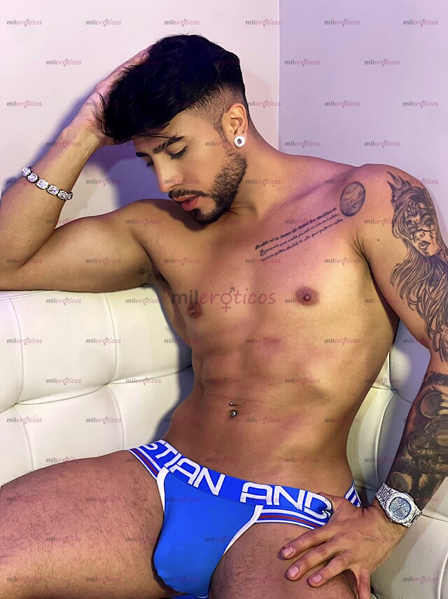 FOTOS DE HOMBRE MASCULINO EN MEDELLÍN ACTITUD, CUERPO Y SENSUALIDAD