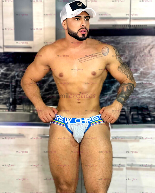 FOTOS DE HOMBRE MASCULINO EN MEDELLÍN ACTITUD, CUERPO Y SENSUALIDAD