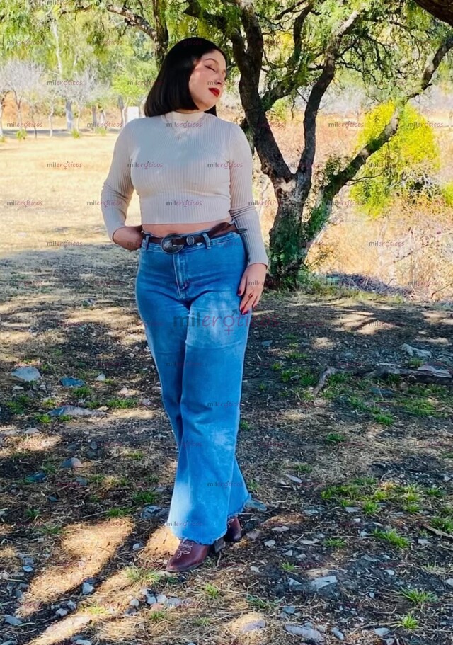 FOTOS DE BUENAS CURVAS, GÜERITA DISPUESTA A TODO, 0 MAMONA
