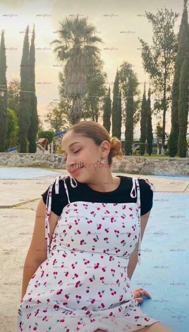 FOTOS DE BUENAS CURVAS, GÜERITA DISPUESTA A TODO, 0 MAMONA
