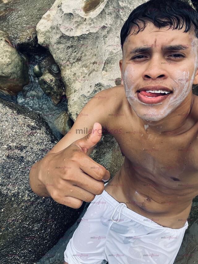 FOTOS DE CHICO COSTEÑO VERSÁTIL CON PERFIL DE HETERO RESERVADO SERIO DISCRETO
