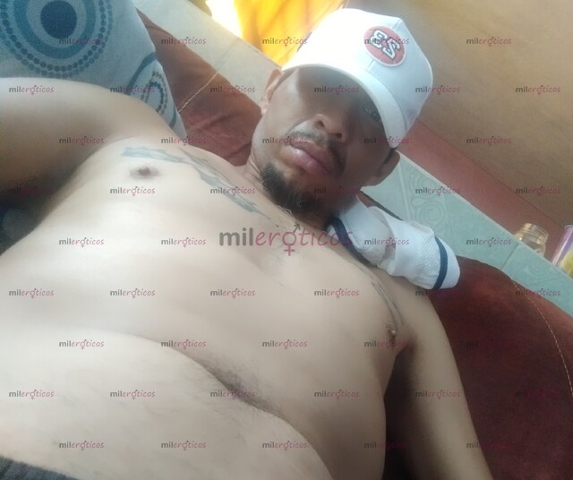 FOTOS DE CHACAL CALIENTE COMPLACIENTE 22 CM DE VERGA