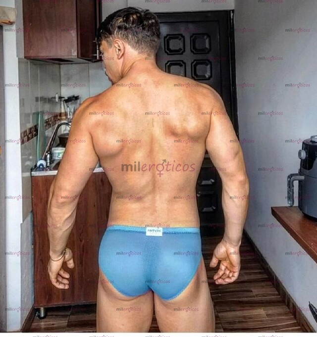 FOTOS DE PASIVO COMPLACIENTE, SERIO Y DISCRETO. SALUDABLE FIT