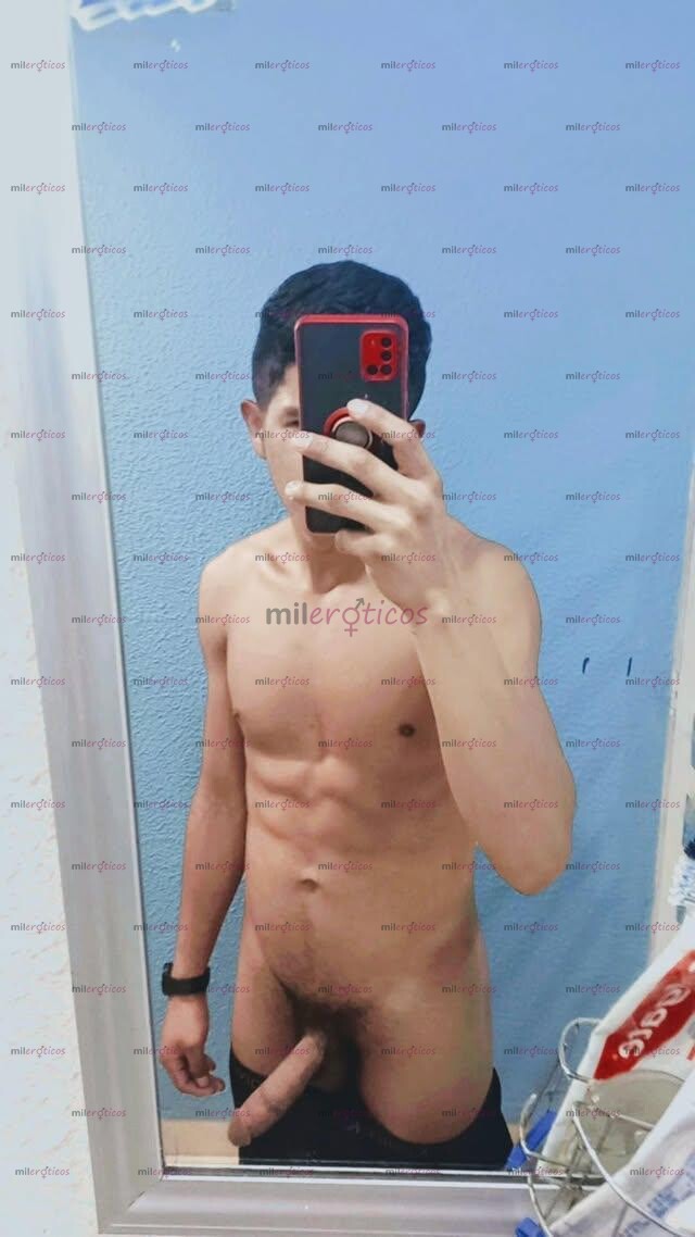 FOTOS DE JOVEN, FOGOSO Y LLENO DE PASIÓN ¡DISPUESTO A HACER DE CADA ENCUENTRO ALGO IN
