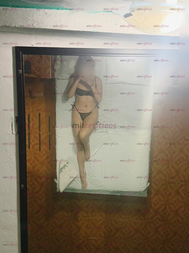 FOTOS DE PUEDES TOCARME, DARME BESITOS, MI TRATO EN MUY AGRADABLE CHICA SÚPER HIGIÉNICA