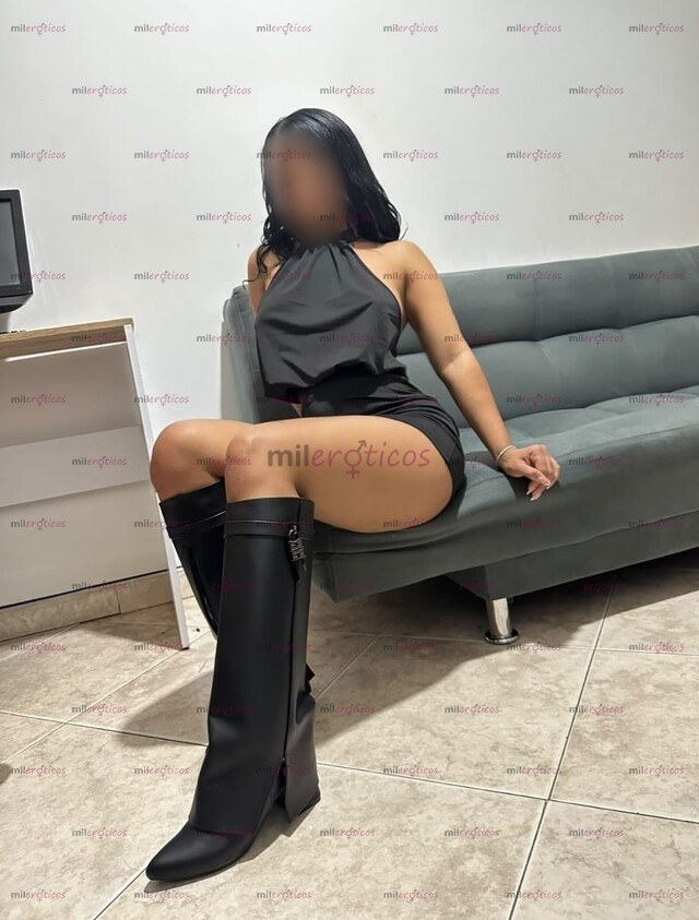 FOTOS DE ALEXA HERMOSA MUJER EN BOSA PALESTINA ESPERANDO PARA HACER TRAVESURAS