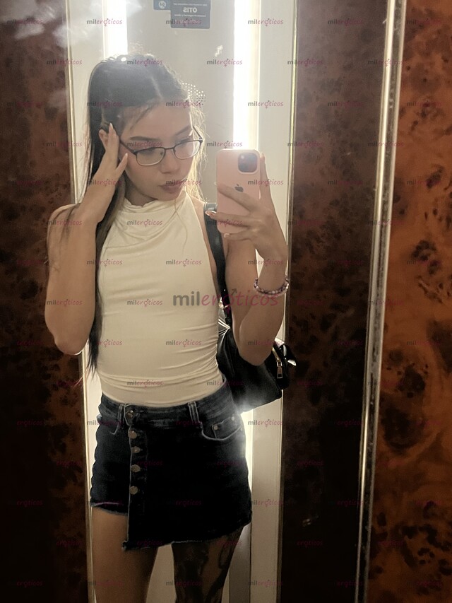 FOTOS DE BAJITA, ATREVIDA Y CON MUCHO POR DESCUBRIR