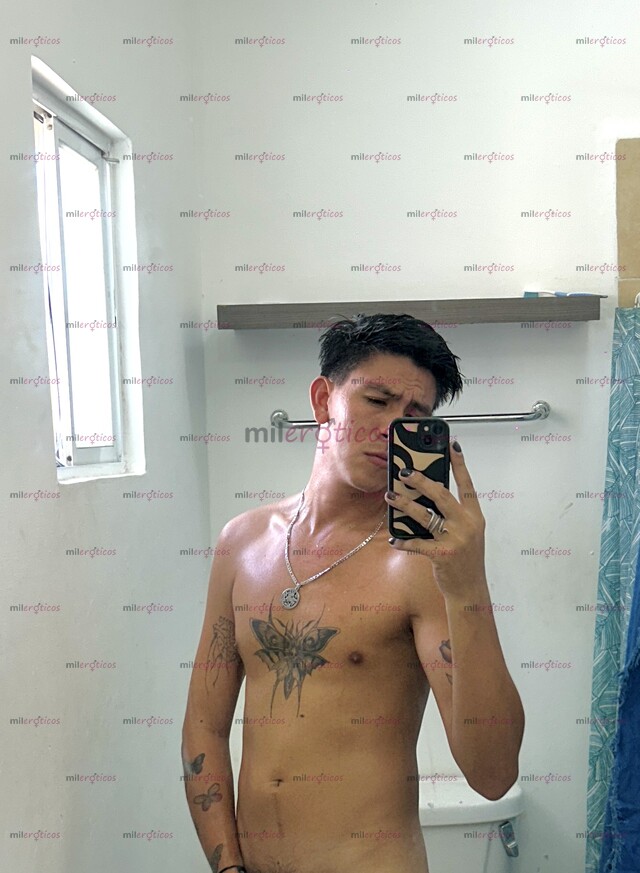 FOTOS DE CHICO ACTIVO CALIENTE DOTADO LECHERO, ME ENCANTA REVENTAR CULOS