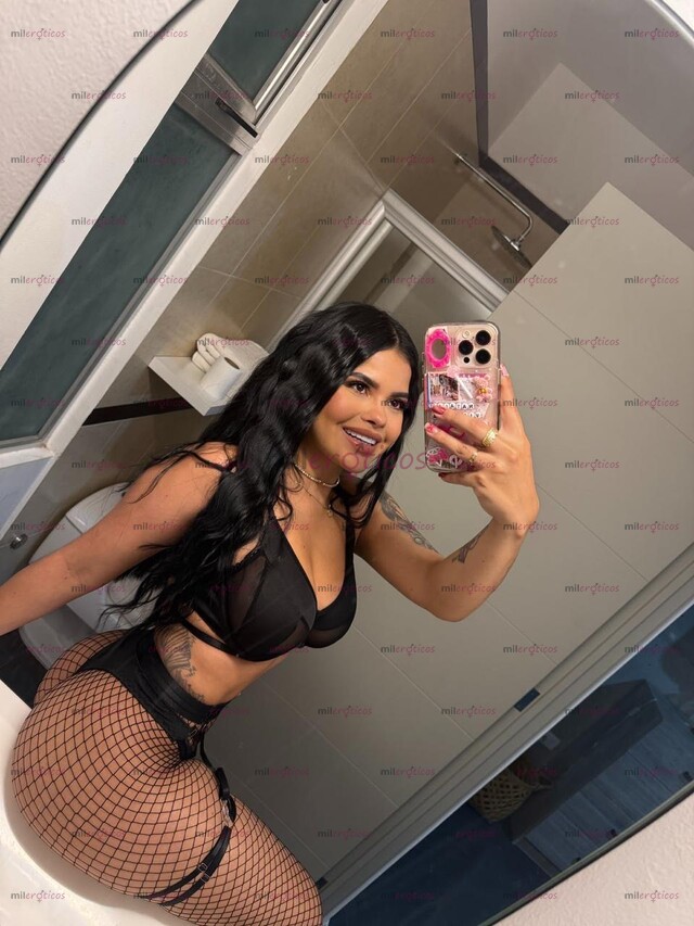 FOTOS DE LO MEJOR DEL TOP! RICA TETONA NATURAL JOVEN Y COMPLACIENTE COLOMBIANA DE LUJO!