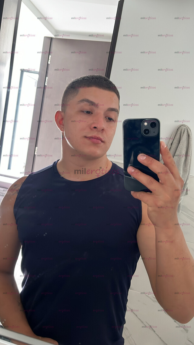 FOTOS DE NOVEDAD POCOS DÍAS ANDRES DISCRETO VARONIL MSJ
