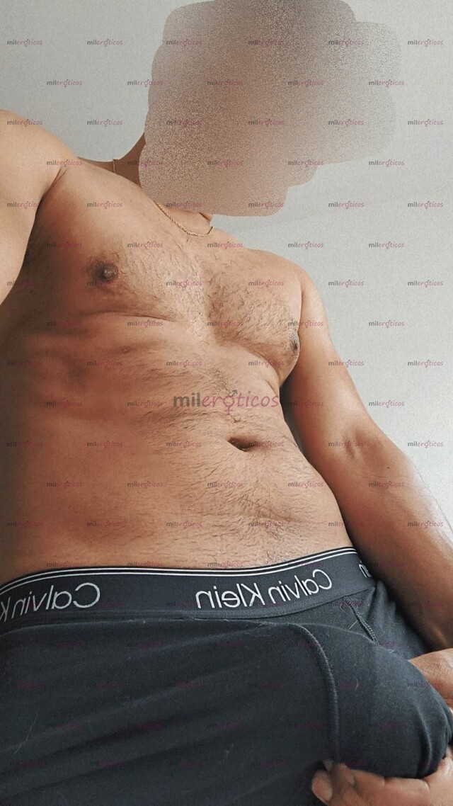 FOTOS DE VERSÁTIL COMPLACIENTE, DISCRETO Y MUY RESERVADO, ESCRIBEME PARA PASARLA BIEN