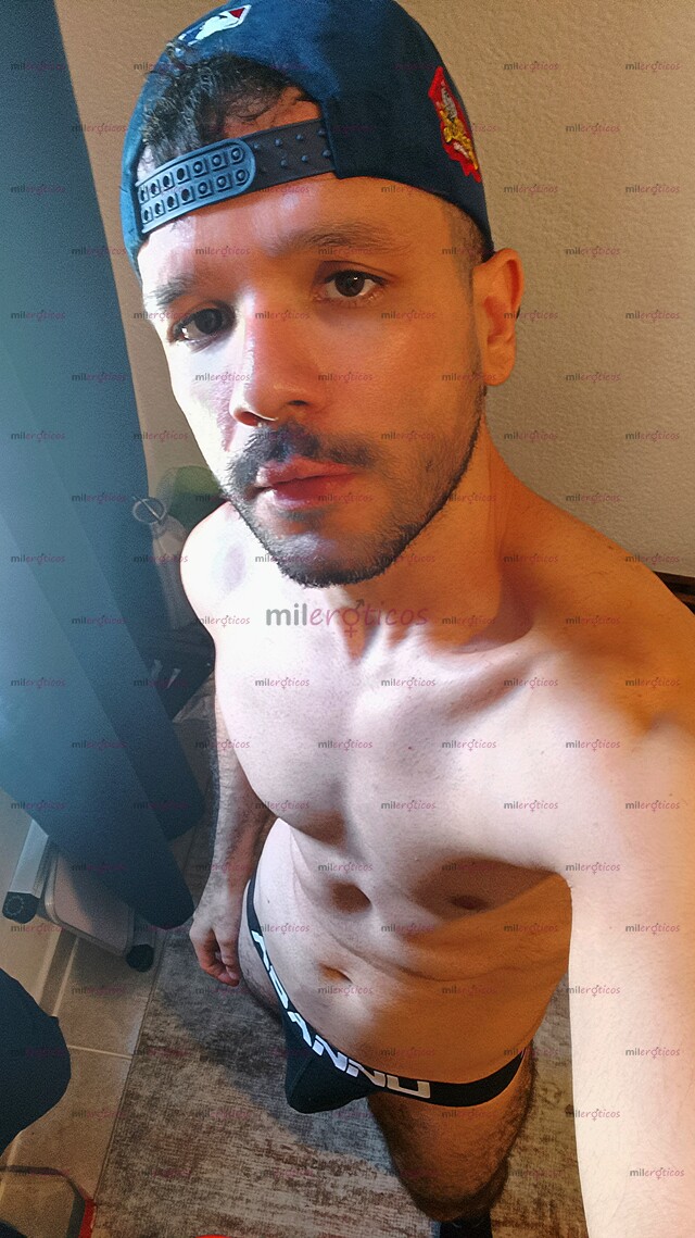 FOTOS DE DISFRUTA DE UNA VERGOTA DURA Y PASIÓN DISPONIBLE AHORA MISMO