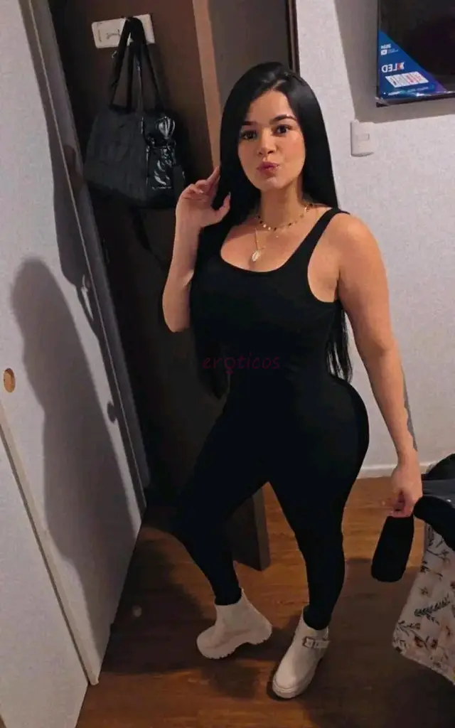 Soy una chica humilde sencilla y super amorosa pero tambien soy muy traviesa coqueta y sobre todo una loca enamorada de la vida trato de polola enamor...