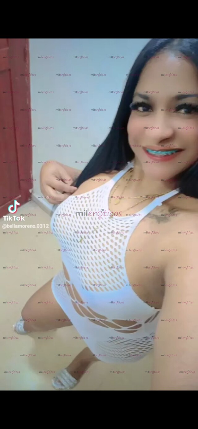 FOTOS DE LA MORENAZA CULONA Y 100% VENEZOLANA. MUY ATRACTIVA