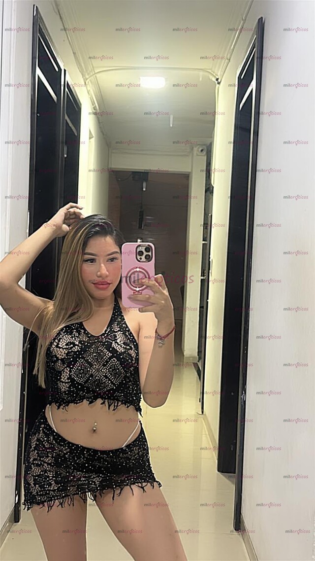 FOTOS DE AVRIL DE NUEVO EN TU CIUDAD POR POCO TIEMPO (HOLLYWOOD)