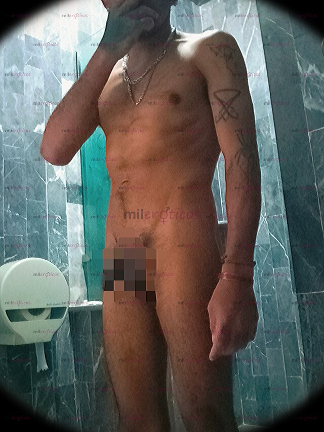 FOTOS DE MORENO BELLAKOSO BIEN DOTADO LISTO PARA SATISFACERTE