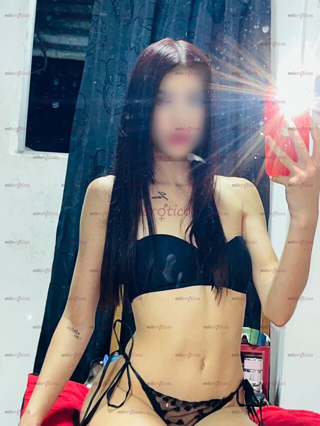FOTOS DE VIP FLAKA HOLA AMOR SOY MÍA UNA HERMOSA CHICA DE PASO