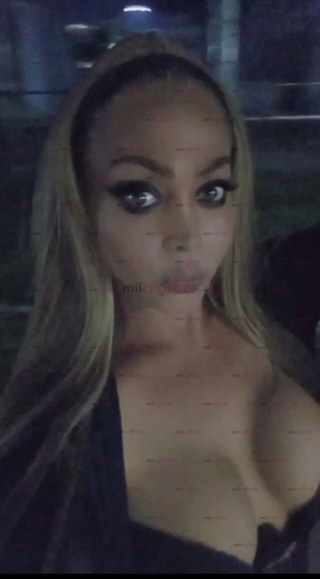 FOTOS DE BELLA HERMOSA CAROLINE CHICA TRANS RUBIA