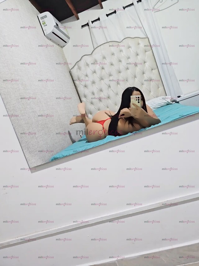 FOTOS DE DULCE O TRUCO? BEBÉ, ME ENCANTA EL ANAL. SOY BIEN TRAGONA PARA TU VERGA