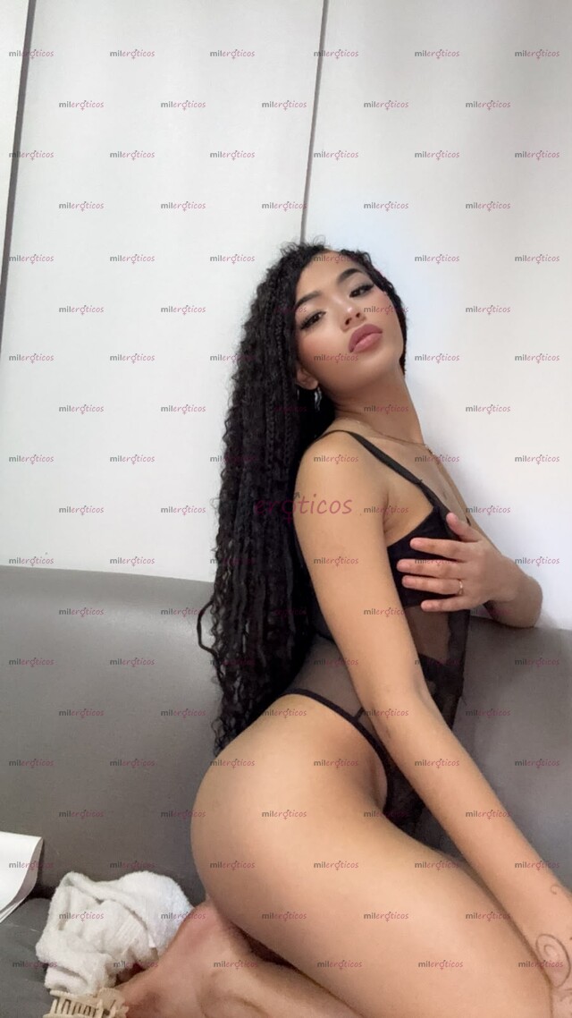 FOTOS DE CARIÑOSA POLLA DE 18 CALIENTE CON GANAS DE MUCHA VERGA Y CULO