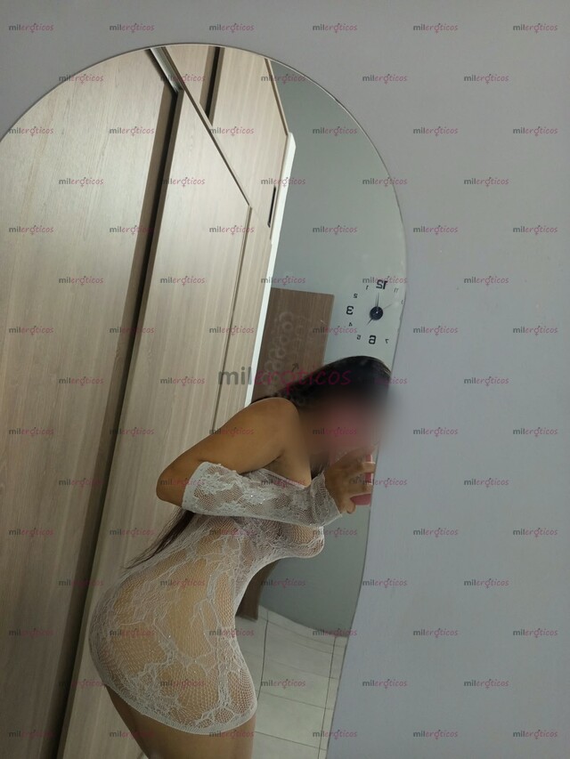 FOTOS DE BRITANY, HERMOSA DE SENOS PARADITOS Y MUY HERMOSA