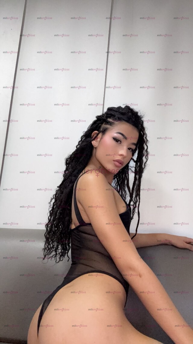 FOTOS DE CARIÑOSA POLLA DE 18 CALIENTE CON GANAS DE MUCHA VERGA Y CULO