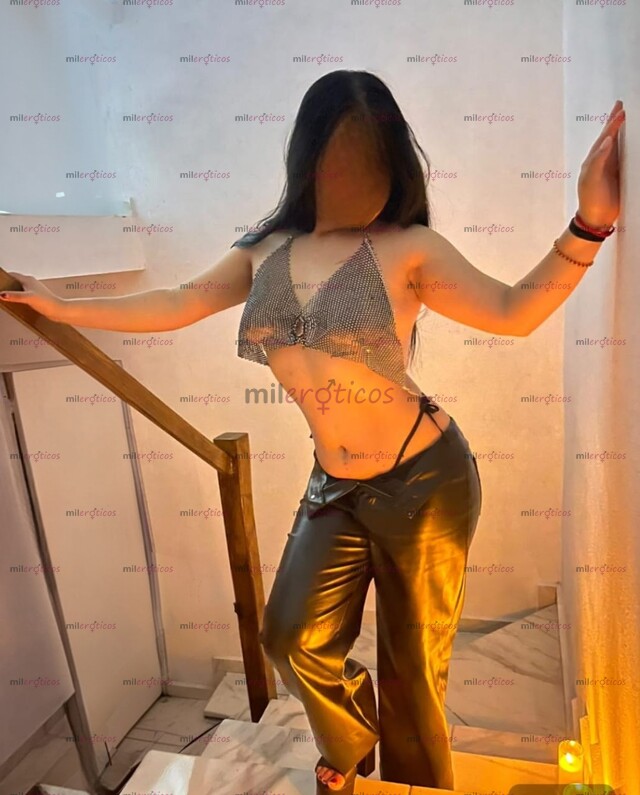 FOTOS DE SOY UNA CHICA PETITTE, DELGADA, JOVEN Y LINDA