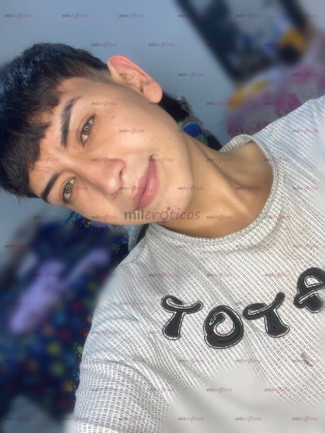 FOTOS DE HOLA SOY UN POLLO NUEVO VERGON VAMOS A DISFRUTAR SIN LÍMITES