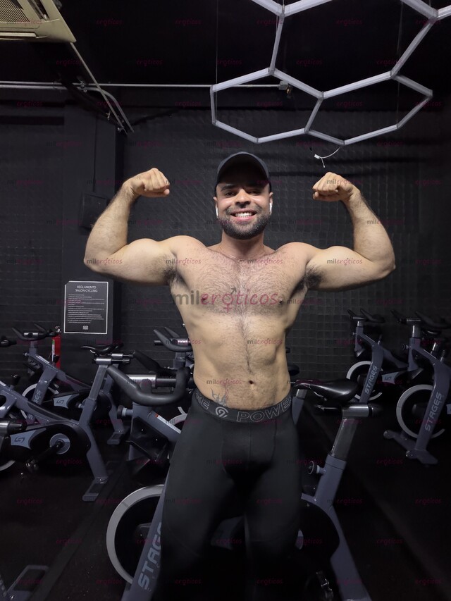 FOTOS DE MASCULINO, ATLÉTICO Y DISCRETO BESOS, PASIÓN Y TRATO DE NOVIOS
