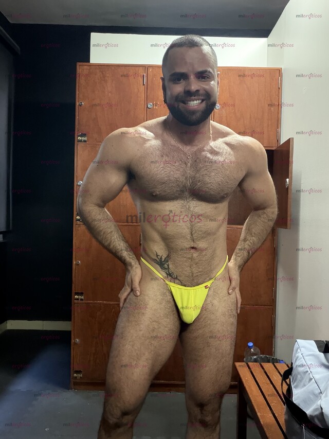 FOTOS DE MASCULINO, ATLÉTICO Y DISCRETO BESOS, PASIÓN Y TRATO DE NOVIOS